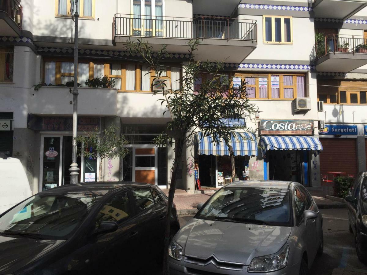 לינה וארוחת בוקר Salerno 55 מראה חיצוני תמונה