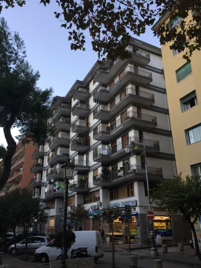 לינה וארוחת בוקר Salerno 55 מראה חיצוני תמונה