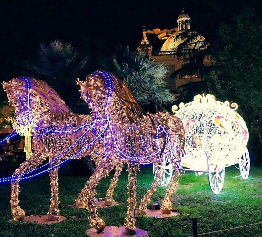 לינה וארוחת בוקר Salerno 55 מראה חיצוני תמונה